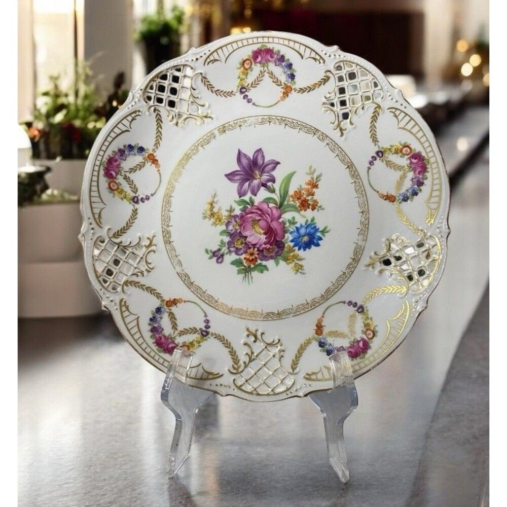 VTG Schumann Dresden Bavaria Dinner Plate White w/Floral & Gold Accents & Cutout